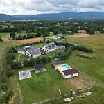 Izerska Baza - Basen, Ebike, Narty, Sauna, Jacuzzi, Blisko Swieradow Zdroj Apartment