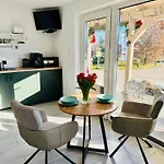Izerska Baza - Basen, Ebike, Narty, Sauna, Jacuzzi, Blisko Swieradow Zdroj Apartment *
