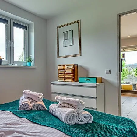 Izerska Baza - Basen, Ebike, Narty, Sauna, Jacuzzi, Blisko Swieradow Zdroj - 5d Apartment
