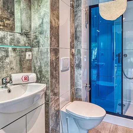 Apartment Izerska Baza - Basen, Ebike, Narty, Sauna, Jacuzzi, Blisko Swieradow Zdroj - 5d Giebultow (Lwowek Slaski)