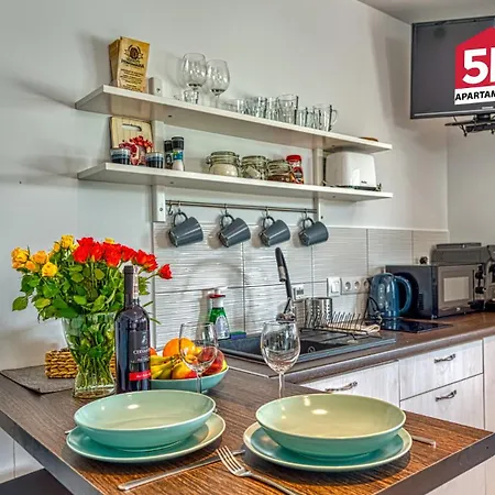 Izerska Baza - Basen, Ebike, Narty, Sauna, Jacuzzi, Blisko Swieradow Zdroj - 5d Apartment Giebultow (Lwowek Slaski)