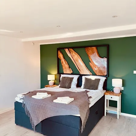 Appartement Izerska Baza - Basen, Ebike, Narty, Sauna, Jacuzzi, Blisko Swieradow Zdroj