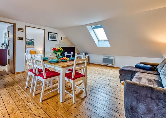 Izerska Baza - Basen, Ebike, Narty, Sauna, Jacuzzi, Blisko Swieradow Zdroj - 5d * Giebultow (Lwowek Slaski)