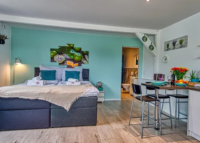 Apartment Izerska Baza - Basen, Ebike, Narty, Sauna, Jacuzzi, Blisko Swieradow Zdroj - 5d Giebultow (Lwowek Slaski)