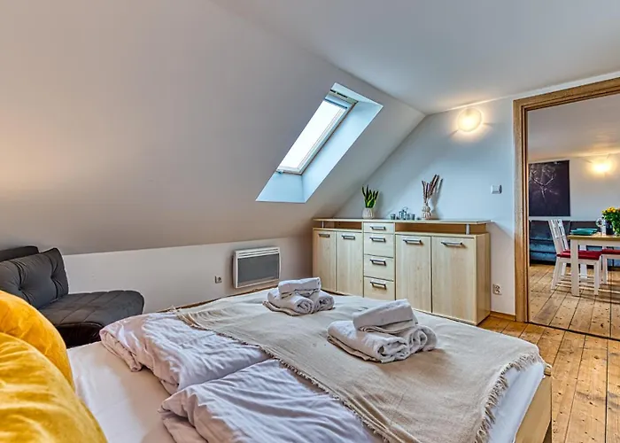 アパート Izerska Baza - Basen, Ebike, Narty, Sauna, Jacuzzi, Blisko Swieradow Zdroj Giebułtów