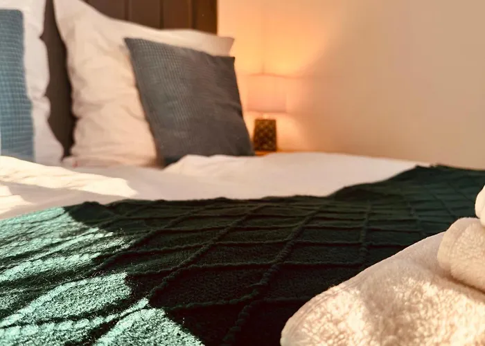 Izerska Baza - Basen, Ebike, Narty, Sauna, Jacuzzi, Blisko Swieradow Zdroj - 5d * Giebultow (Lwowek Slaski)